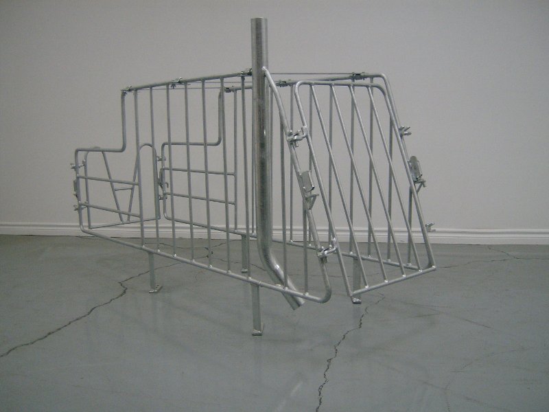 Gestation crates... EQUINOV Agricultural and industrial equipment